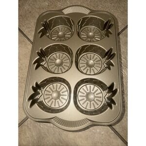 Nordic Ware Pineapple Upside Down 6 Mini Cakes Pan‎ 5 Cup Capacity Cast Aluminum